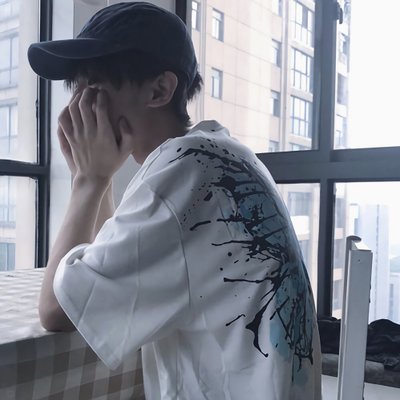 @Aaron1538371 profile picture