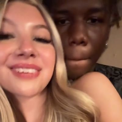@sheprefersblack profile picture