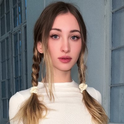 @AmyLovveUu profile picture